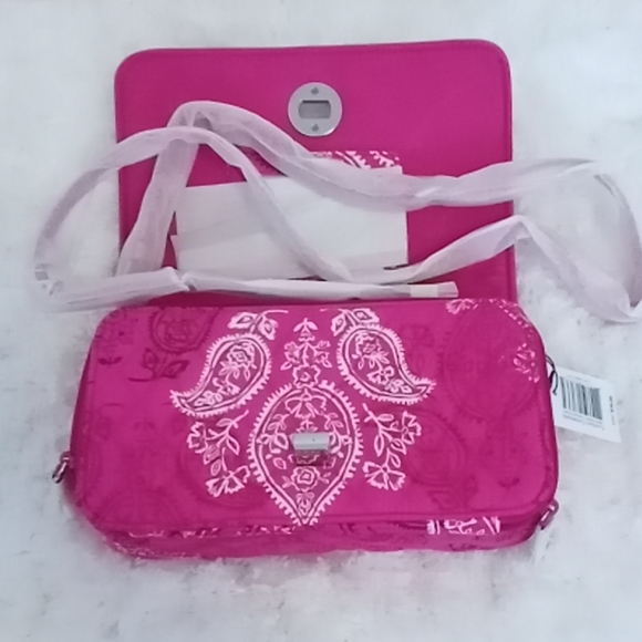 ‼️FREE‼️Vera Bradley Pink Stamped Paisley Backpack - Picture 10 of 10